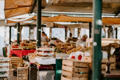 Mercato settimanale Mercato settimanale
