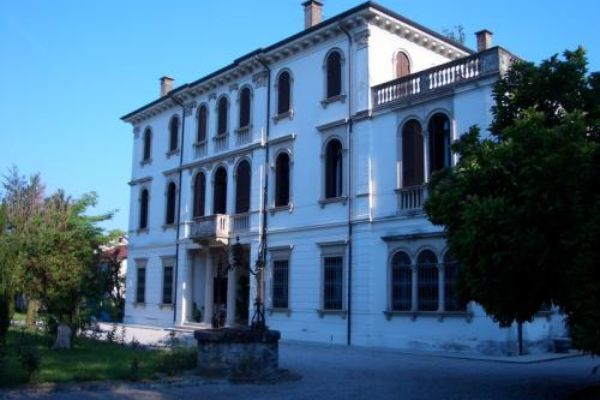 Villa Aganoor Arrigoni Villa Aganoor Arrigoni